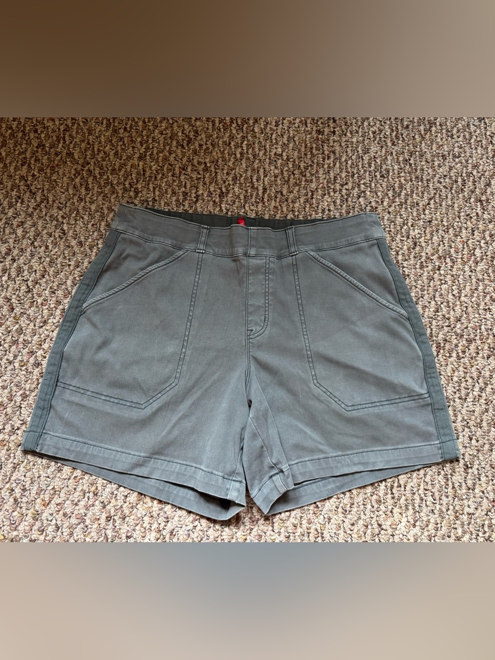 Spanx shorts size L
